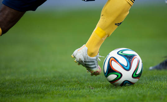 Fotbollssko Adidas i matchen i Superettan i fotboll mellan