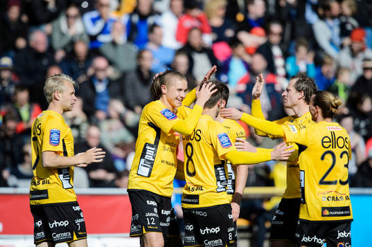 Elfsborgs spelare jublar