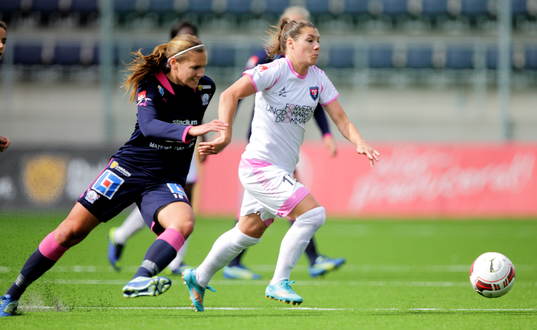 Linköpings Emma Lennartsson och Rosengårds Ramona Bachmann
