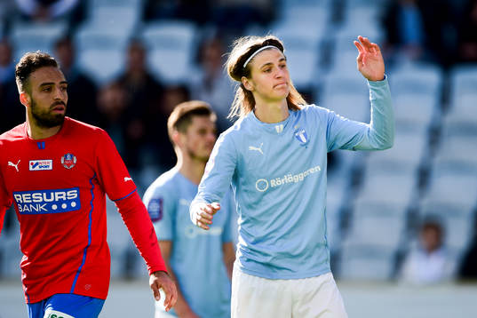 Malmö FFs Pawel Cibicki reagerar