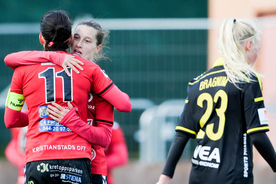 Kristianstads Susanne Moberg och Johanna Rasmussen jublar
