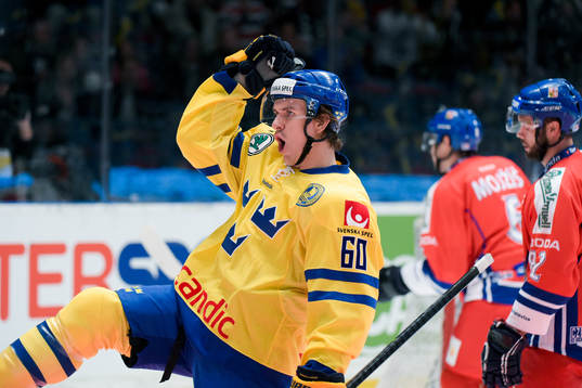 Sveriges Mikael Backlund jublar