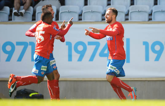 Helsingborgs Abdul Khalili skjuter 0-1 i semifinalen i
