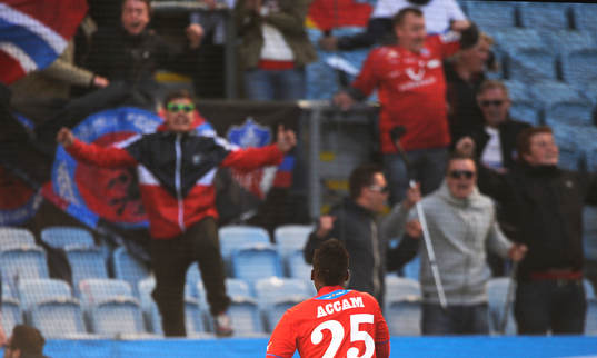 Helsingborgs David Accam gör ett otroligt solomål som