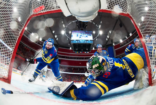 Bläddra bland fler bilder av Ishockey, Oddset Hockey Games 2014, Sverige - Finland