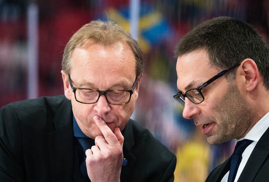 Sveriges förbundskapten Pär Mårts och assisterande