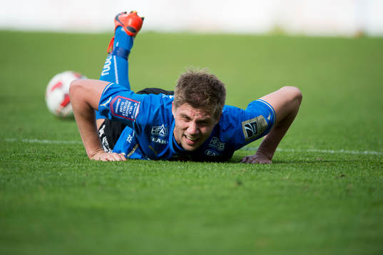 Halmstads Mikael Bohman i matchen i allsvenskan mellan