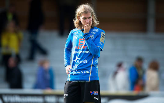 Halmstads Oliver Silverholt deppar  i matchen i allsvenskan