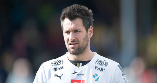 Halmstads Stojan Lukic i matchen i allsvenskan mellan