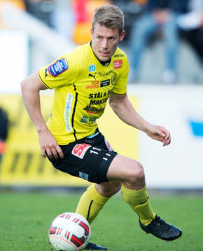 Mjällbys Patrik Ingelsten  i matchen i allsvenskan mellan