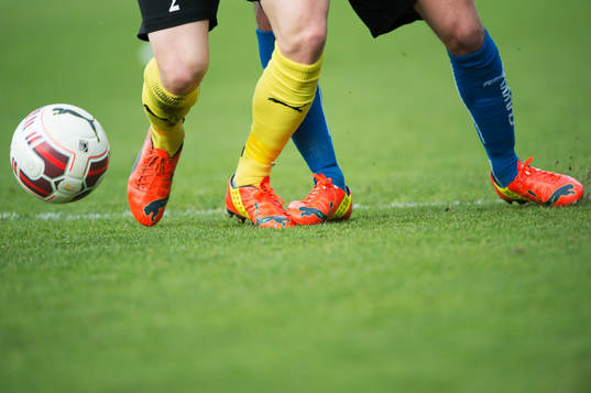 Fotbollsskor Puma  i matchen i allsvenskan mellan Mjällby
