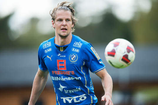 Halmstads Fredrik Liverstam  i matchen i allsvenskan mellan