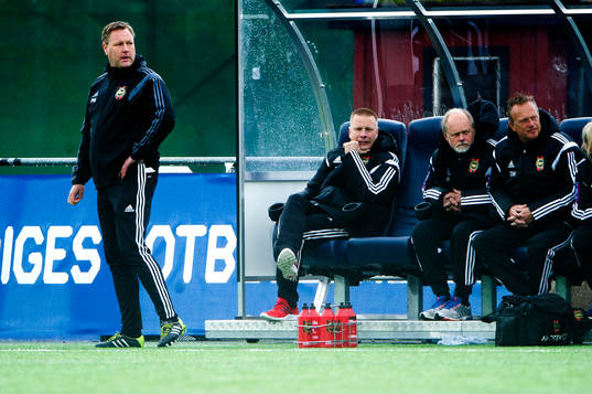 Brommapojkarnas assisterande tränare Patrick Winqvist (tv)