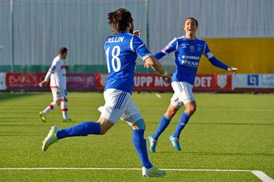 Sundsvall Robbin Sellin jublar