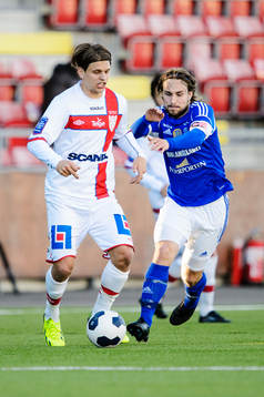 Assyriskas Fredrik Holster och Sundsvalls Kevin Walker