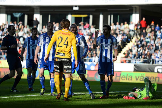 IFK Göteborgs Kjetil Waehler är irriterad på Elfsborgs