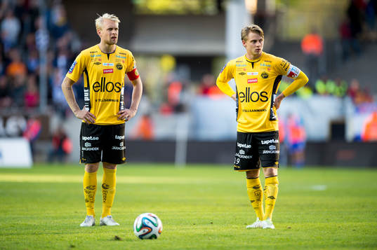 Elfsborgs Johan Larsson (v) och Simon Hedlund (h) vid