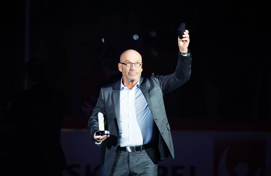 Mats Waltin hyllades av publiken när han presenterades som