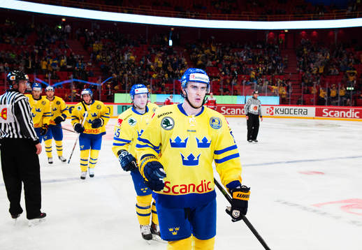 Sveriges Mikael Backlund jublar