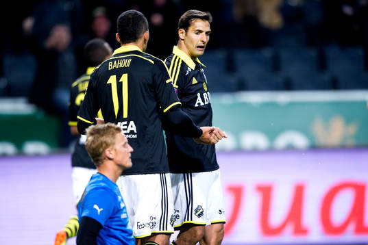 s Celso Borges jublar framför Helsingborgs målvatk Pär
