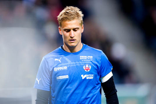Helsingborgs målvatk Pär Hansson deppar
