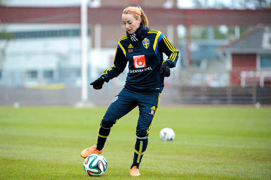 Sveriges Kosovare Asllani