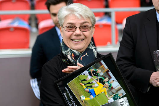 Damlandslagets första målskytt Ann Jansson innan