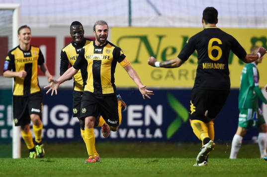 Hammarbys Kennedy Bakircioglü  jublar