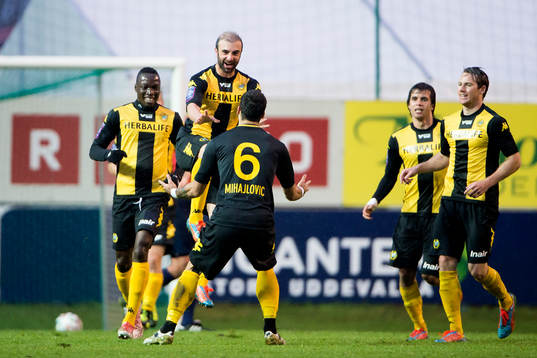 Hammarbys Kennedy Bakircioglü  jublar
