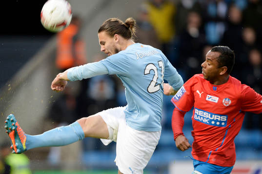 Malmö FFs Erik Johansson och Helsingborgs Álvaro Santos i