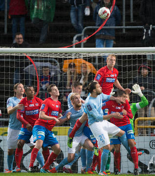 Helsingborgs Peter Larsson i matchen i allsvenskan mellan