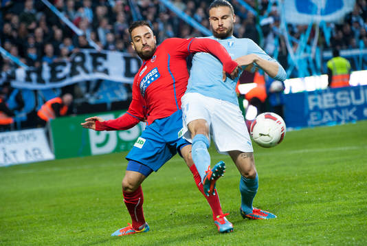 Helsingborgs Abdul Khalili och Malmös Erik Johansson i