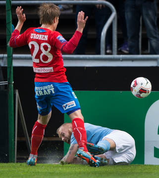 Straff, Helsingborgs Jere Uronen trycker till Malmös