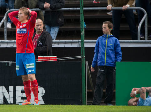 Straff, Helsingborgs Jere Uronen trycker till Malmös