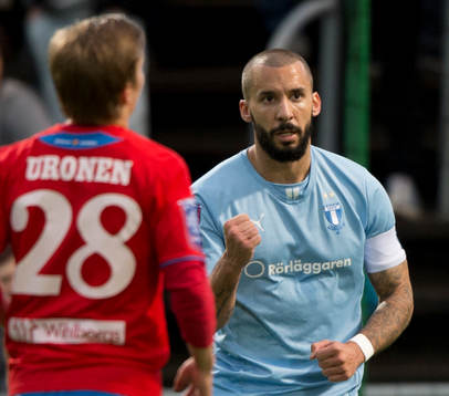 Malmös Guillermo Molins har gjort 0-1 på straff och