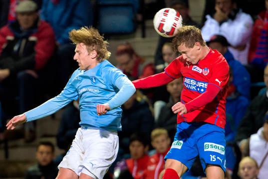 Malmö FFs Emil Forsberg i nickduell med Helsingborgs Emil