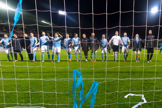 Malmö FFs spelare tackar publiken