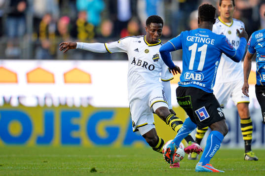 s Ebenezer Ofori och Halmstads King Osei Gyan