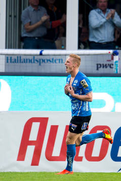 Halmstads Gudjón Baldvinsson jublar