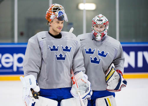 Målvakterna Anders Nilsson och Linus Ullmark