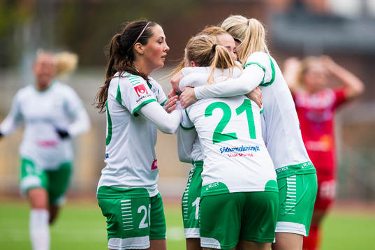 Hammarbys Emma Jansson jublar