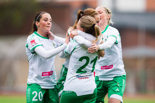 Hammarbys Emma Jansson jublar