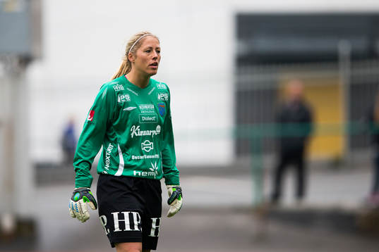 Halmias målvakt Anna Eckert