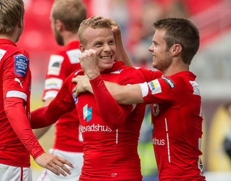 Kalmars Tobias Eriksson jublar