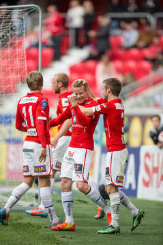 Kalmars Tobias Eriksson jublar