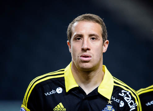 s Kenny Pavey innan fotbollsmatchen i Allsvenskan mellan