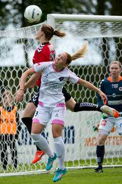 Kristianstads Mia Carlsson och Rosengårds Elin Rubensson