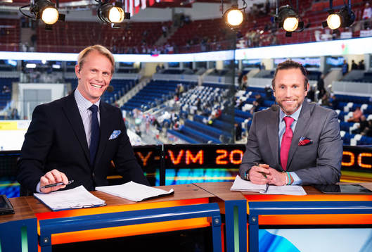s expert Niklas Wikegård och programledare Peter Jihde
