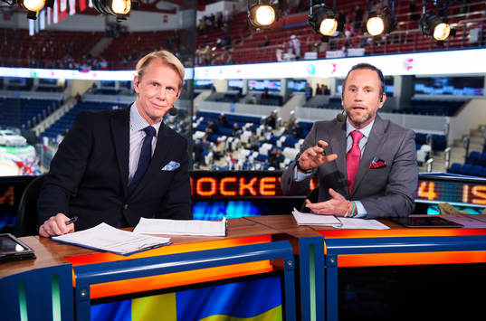 s expert Niklas Wikegård och programledare Peter Jihde