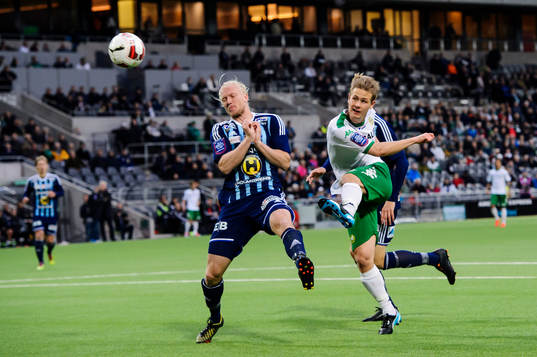 Husqvarnas Robin Cederberg, Hammarbys Erik Israelsson